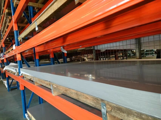 VAGABUNDOS de aço inoxidável laminados da placa 2205 2507 0,4 - 0.9mm para plantas do descoramento