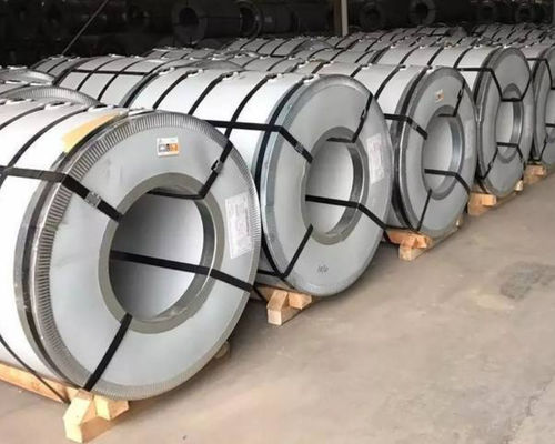 A largura do mergulho quente 1250mm galvanizou o padrão de aço do ruído das bobinas