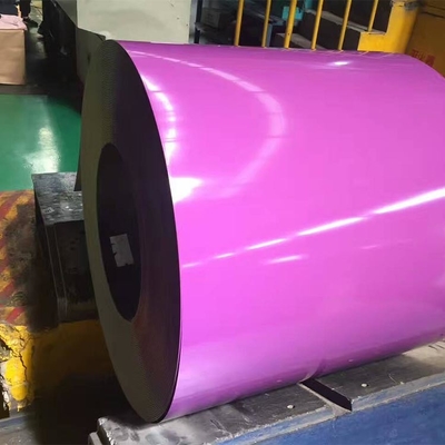 A cor revestiu o calibre de aço de aço 8 Ton Coil Weight da bobina 26 de Ppgi do ferro